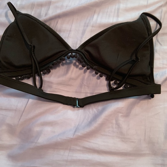 Bathing suit - Picture 3 of 4